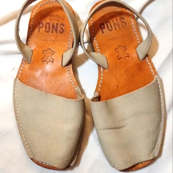 Pons Beige Leather Sandals - Picture 8 of 8